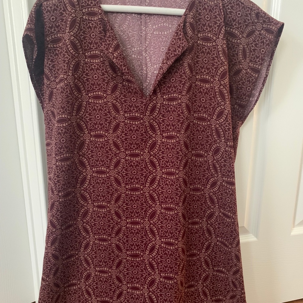 ✨✨trendy Forever 21 short sleeve dress- offers welcomed!!! Must go✨✨